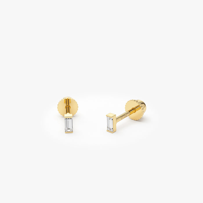 14K Single Baguette Helix Piercing  Ferkos Fine Jewelry