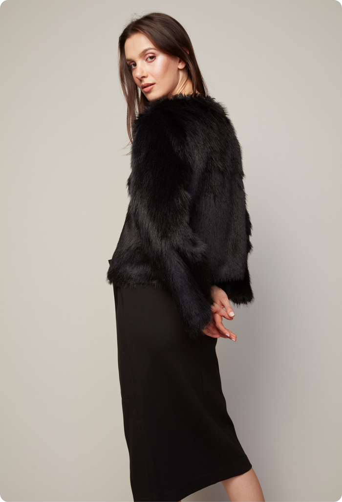 Adroit Atelier Bing Stretch Pencil Skirt With Zipper Detail in Black available at Barbara Katz