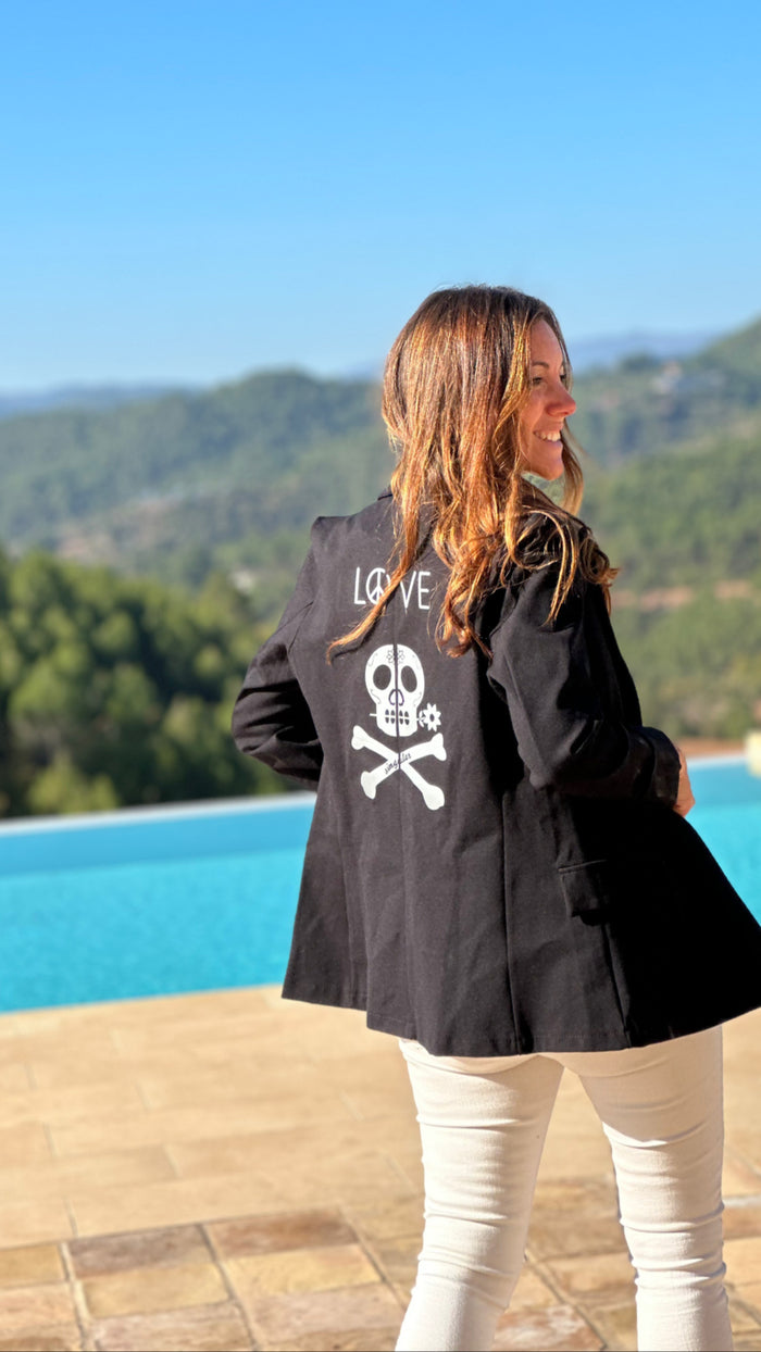 Blazer "Mexican Skull" negro, estilo americana casual