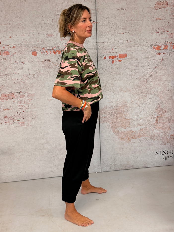 Camiseta  “camouflage” shoulder power