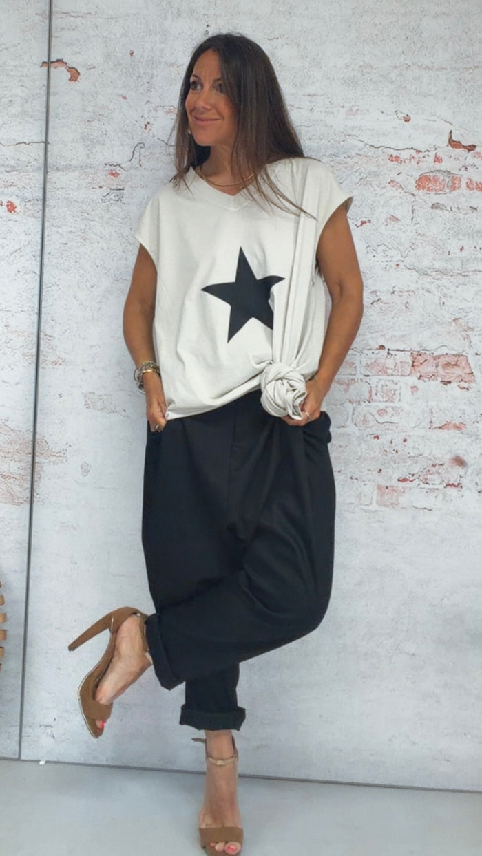 Camiseta "deconstructed" — vista detalle