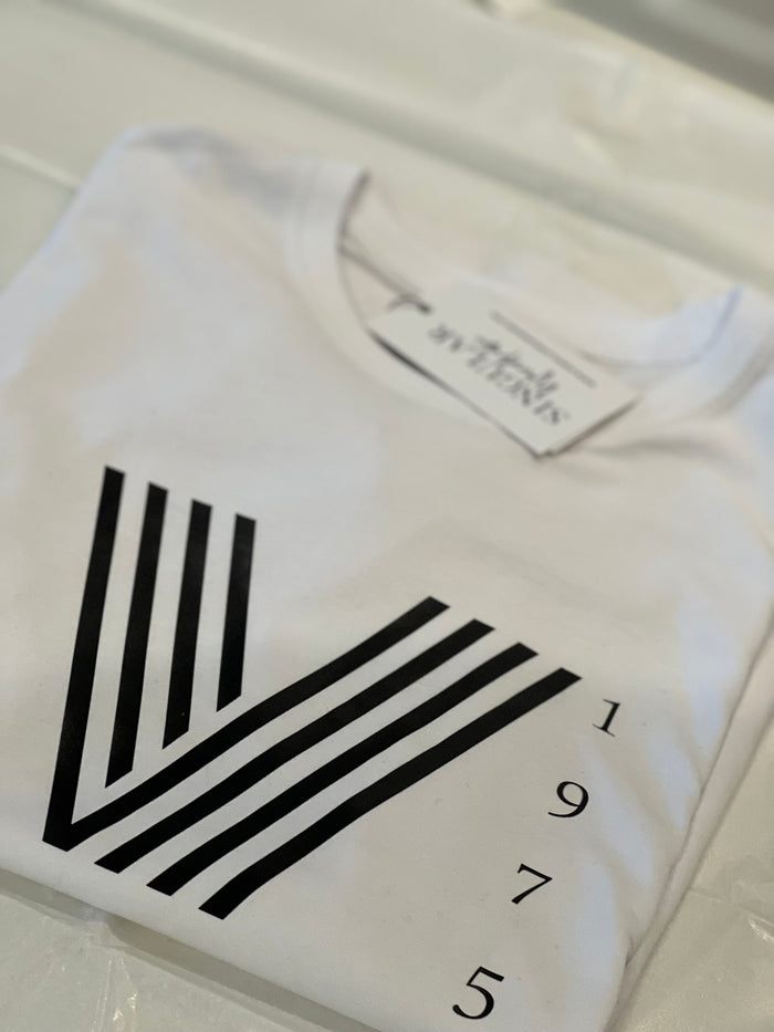 Camiseta “Iconic Retro”