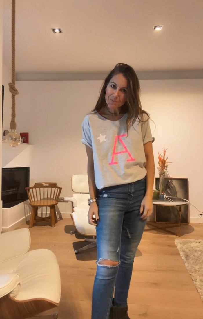 Camiseta “V”