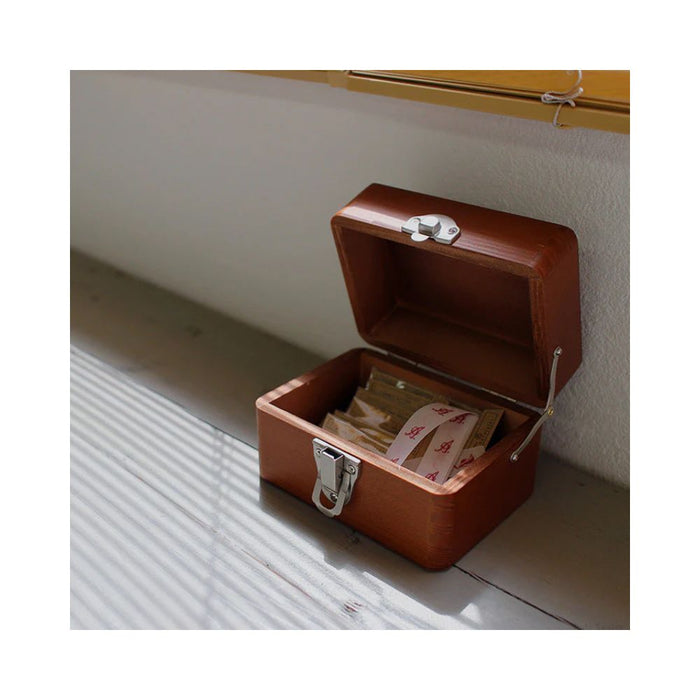 Classiky Tsuga Wood Box - Small, shown with its details.
