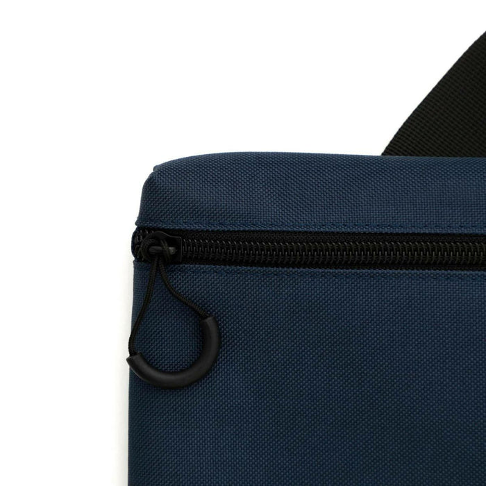 Hightide Nahe Soft Laptop Case, shown with its details.