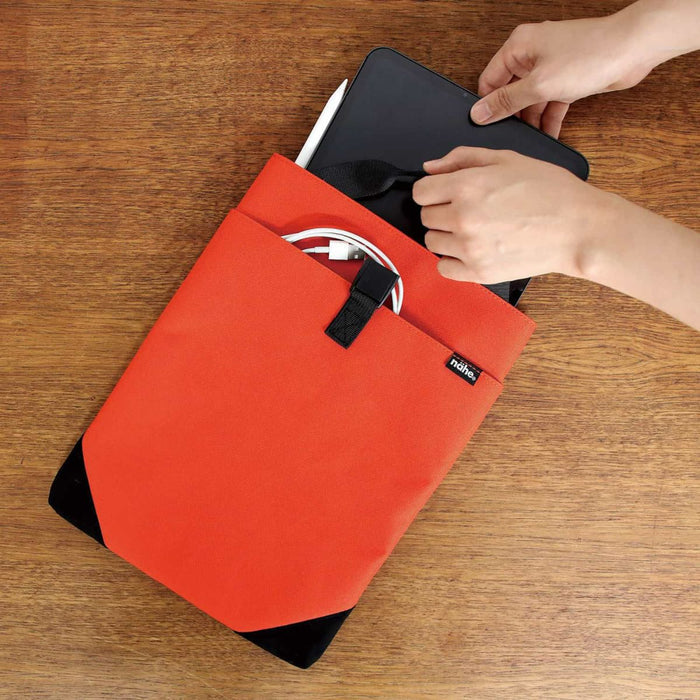 Hightide Nahe Tablet Sleeve, shown from the front.