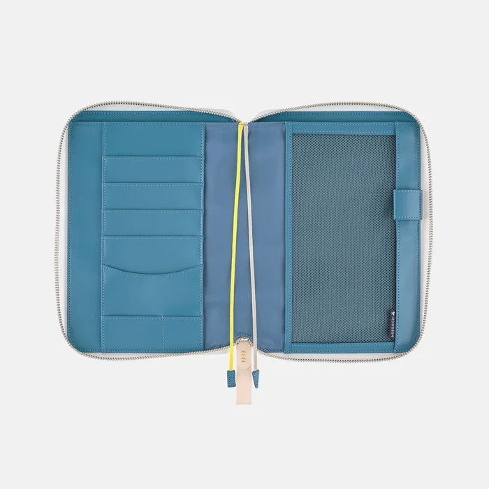 Hobonichi 2026 A5 Cousin Cover: minä perhonen - aalto, shown with its details.