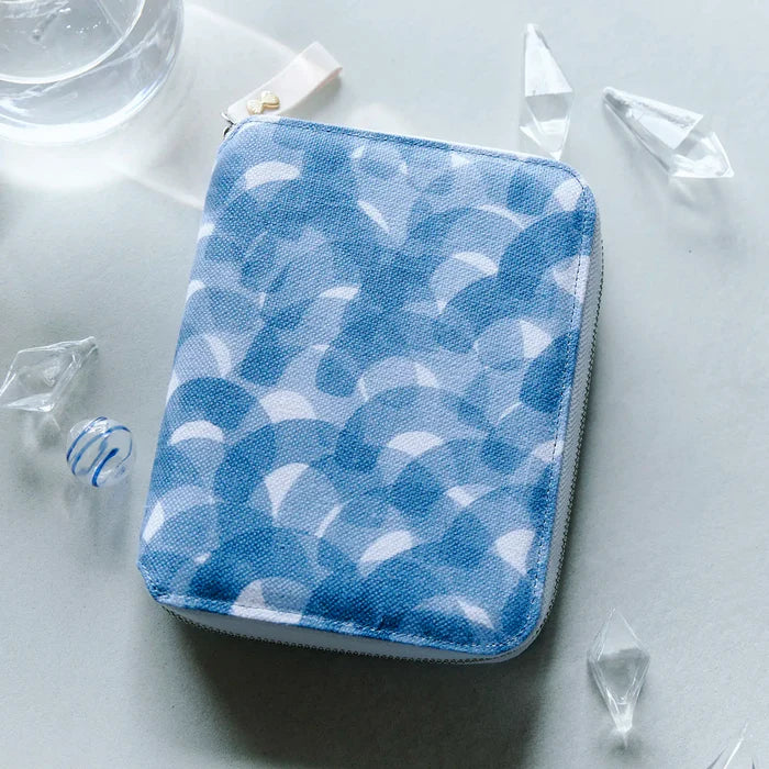 Hobonichi 2026 A6 Planner Cover: minä perhonen - aalto, detail view of the design.