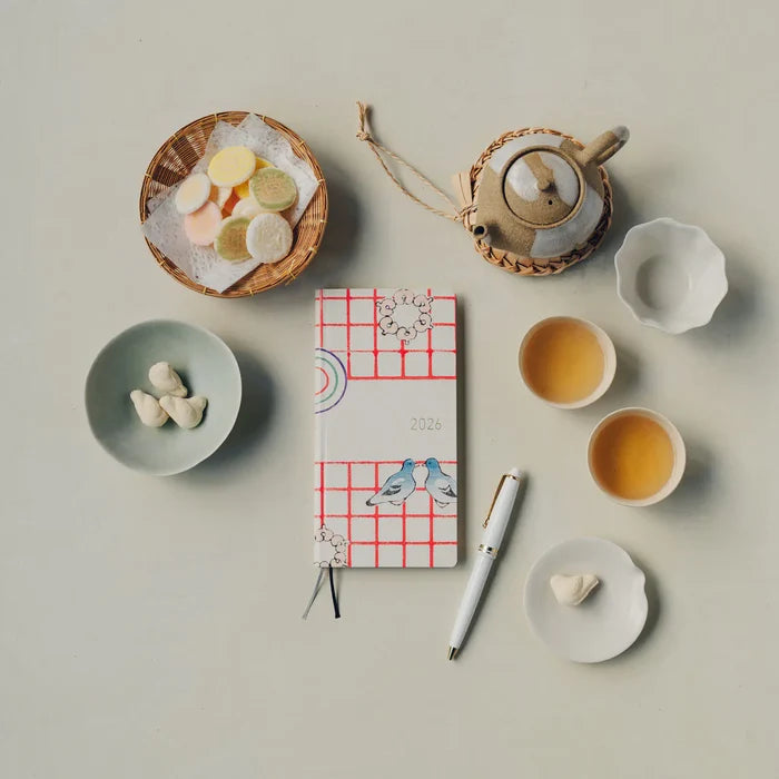 Hobonichi 2026 Spring WEEKS: Unsodo: Bijutsukai (Blue Pigeons) – Japanese/Tall & Slim/Apr Start, shown in full.