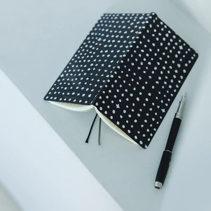 Hobonichi 2026 Weeks: Makoto Matsubayashi - Dot, close-up view.