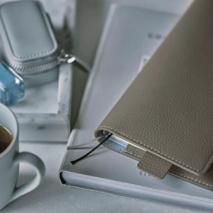 Hobonichi 2026 Weeks Planner Cover: Leather - Taut (Gray & Light Blue), close-up view.