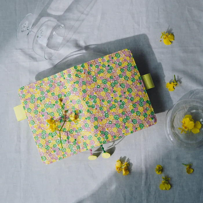 Hobonichi 2026 Weeks Planner Cover: minä perhonen - skyful (Yellow), close-up view.