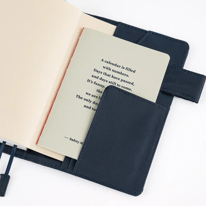 Hobonichi Fireside Chat Notebook – B6 and B7, detail view of the design.
