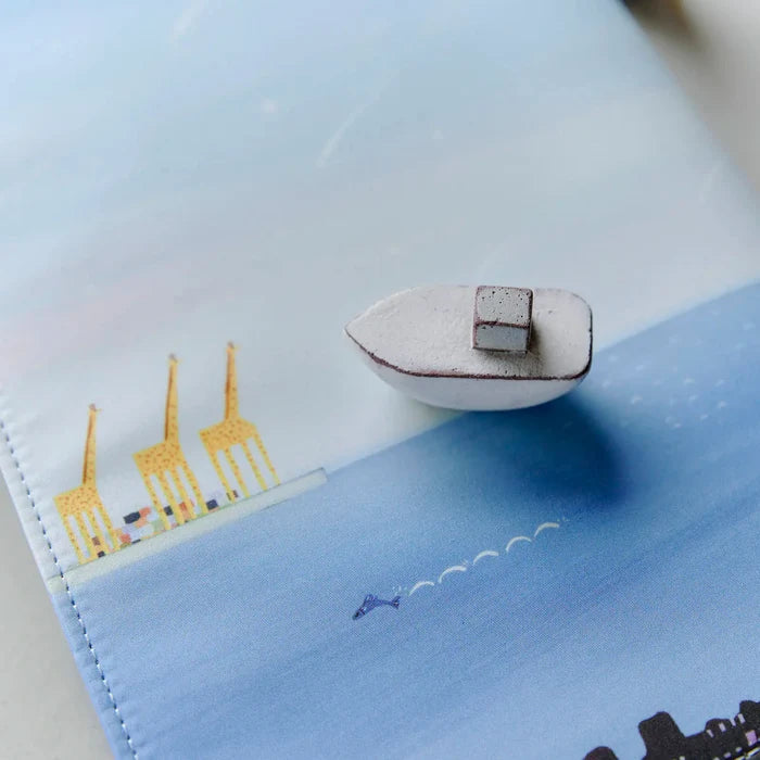 Hobonichi Hiroko Kubota: The Sea’s Dream at Dawn – Large 5-Year Techo Cover, detail view of the design.