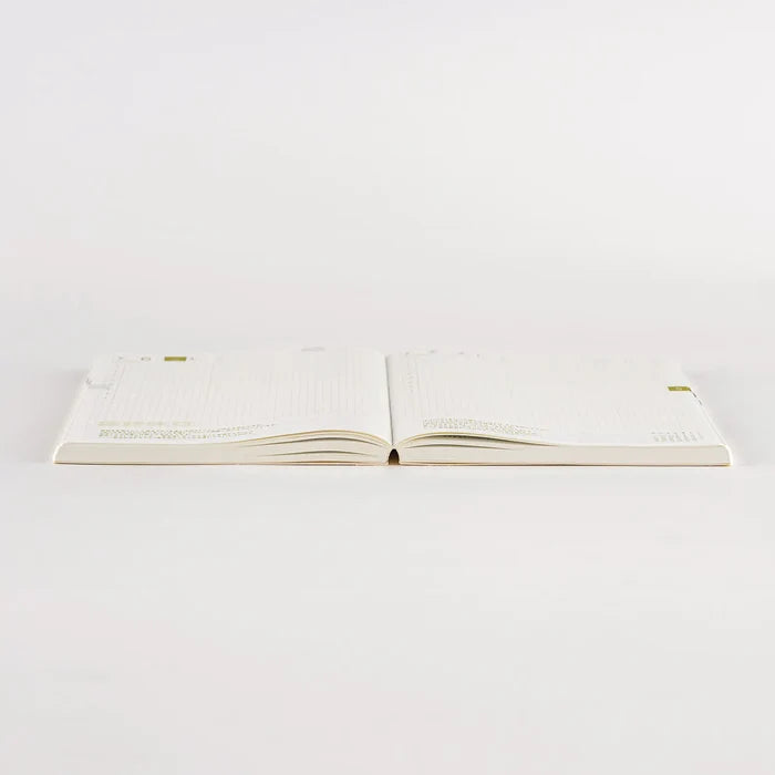 Hobonichi Techo 2026 Japanese Cousin Book – A5/Jan Start/Mon Start, close-up view.