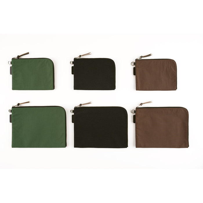 Hobonichi Tragen Flat Pouch for HON – A6 and A5, shown from the front.