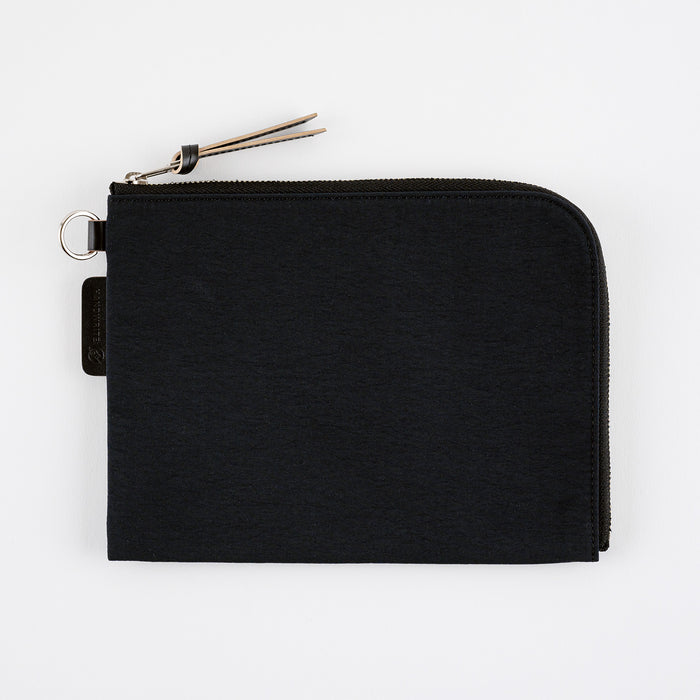 Hobonichi Tragen Flat Pouch for HON – A6 and A5, front view.