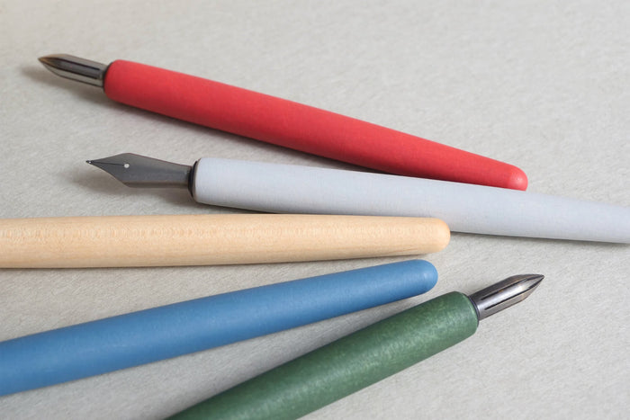 Kakimori Mini Nib Holder, alternate angle.