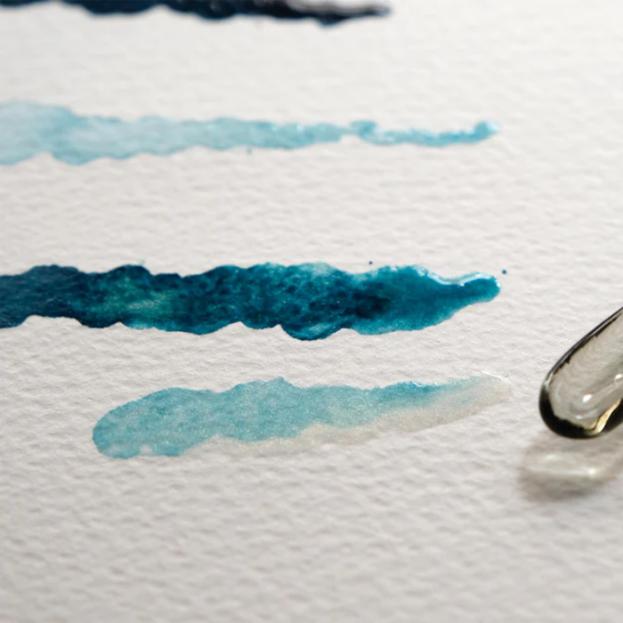 Kakimori Pearlescent Solution for Dip Pens, detail view of the design.