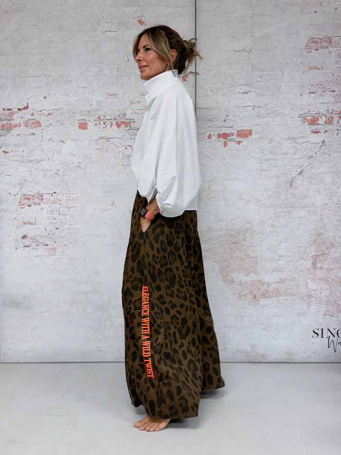 Pantalón “Leopard Wild Dark & orange”