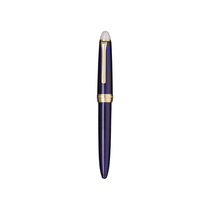 Capped Sailor Shikiori Long Night Fountain Pen in navy and gold.