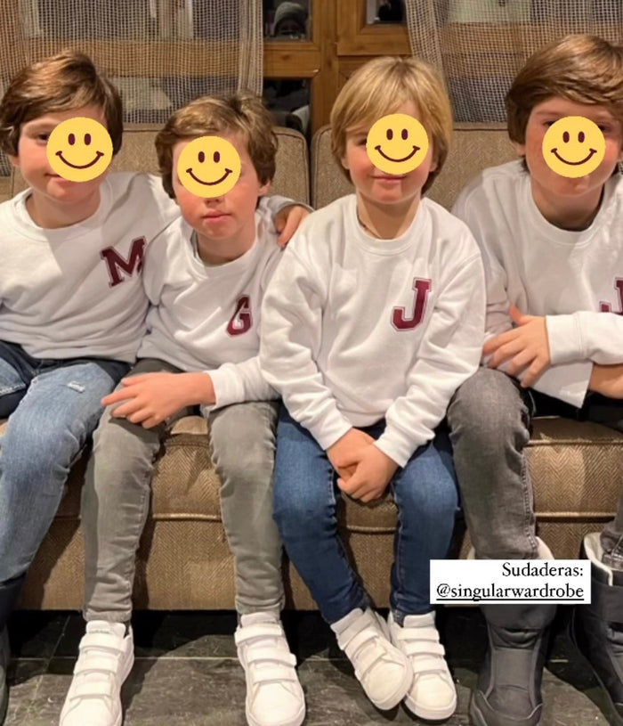 Sudadera white “College Kids"