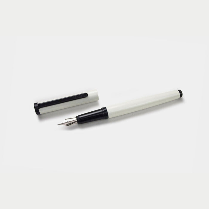Tools to Live By Le Chat fountain pen shown with the cap removed.