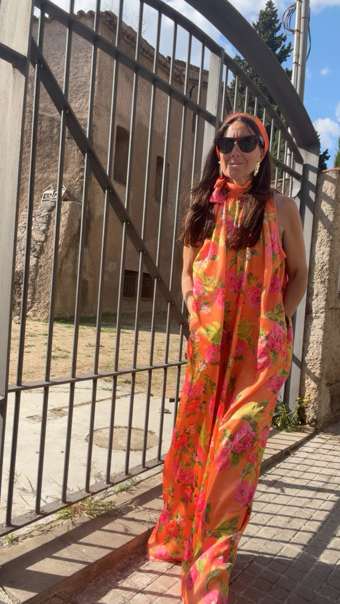 Vestido Signature “Éclat d’orange” solo ahora pañuelo a conjunto de cortesía💕
