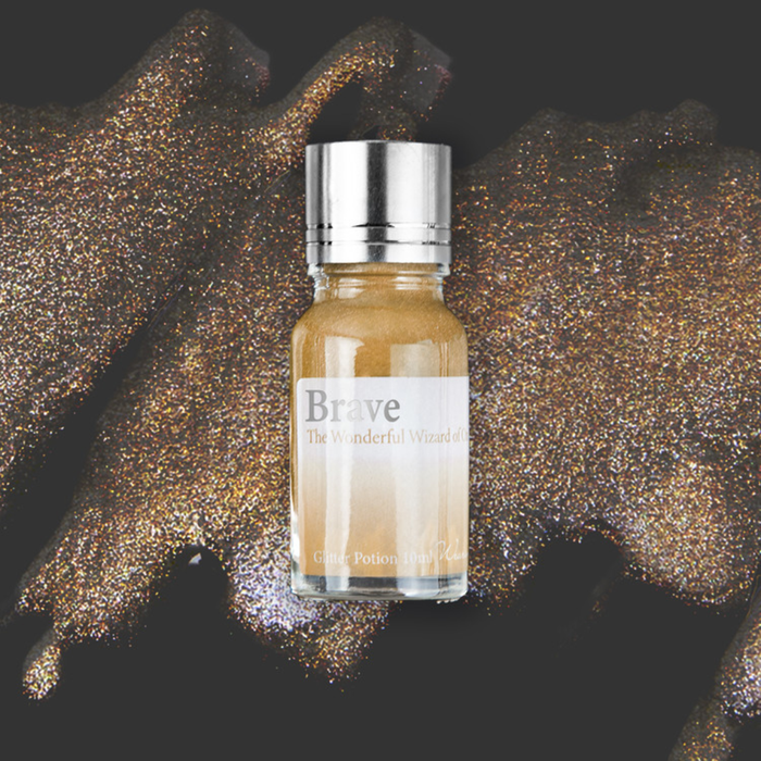 Wearingeul The Wonderful Wizard of Oz Glitter Potions — Ink Additive 10ml, shown from another angle.